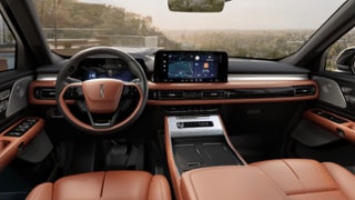 2025 Lincoln Lincoln Aviator Internal Image 2